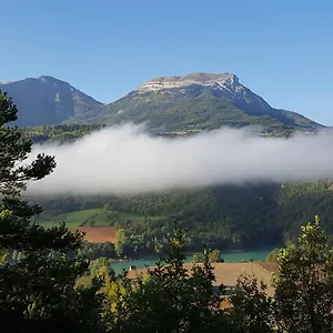 camping-le-champ-long.hotels-rhonealpes.com/
